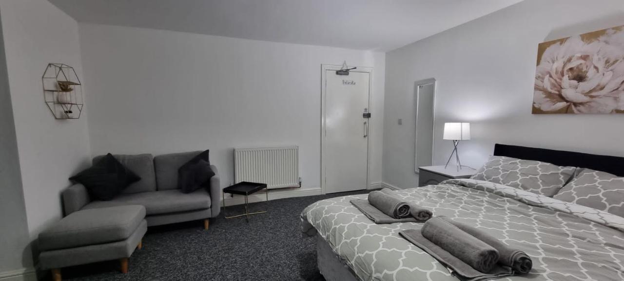Ultra-Fine Apartments In Central 哈利法克斯 外观 照片